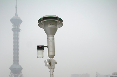 新春走基層 PM2.5監(jiān)測 三分法得出空氣質(zhì)量報(bào)告