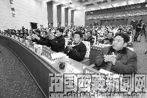 西藏日?qǐng)?bào)社論:攜手團(tuán)結(jié)奮進(jìn) 共創(chuàng)美好未來(lái)