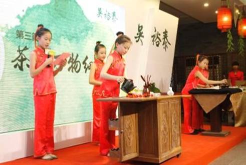 好茶知時節(jié)當(dāng)春乃發(fā)生 吳裕泰2011春茶上市發(fā)布