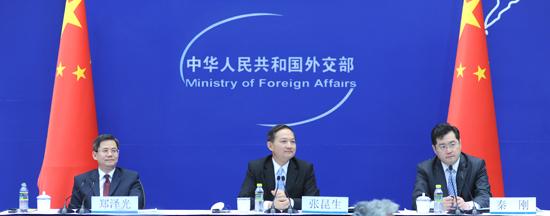外交部就習(xí)近平出訪并舉行中美元首會(huì)晤召開吹風(fēng)會(huì)
