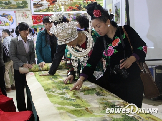 陜西開通“三秦女紅”網(wǎng)站 足不出戶賣手工藝品
