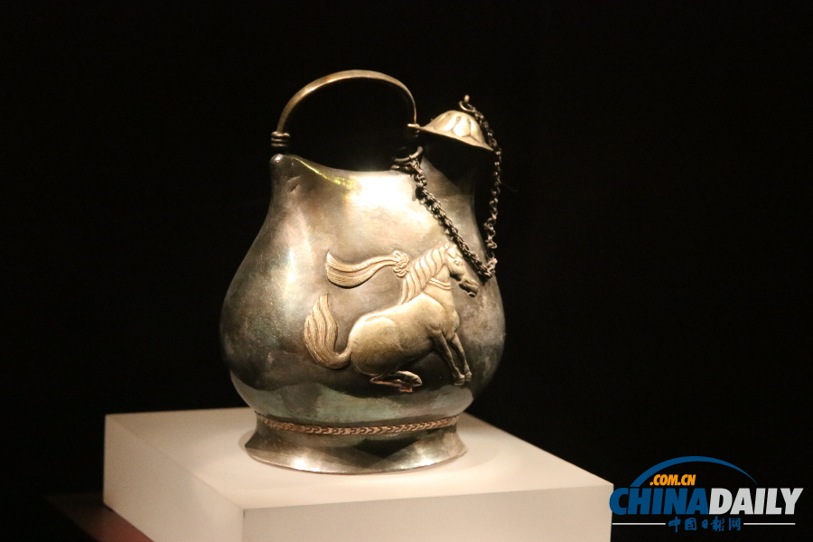 絲綢之路上的美麗瑰寶：陜西歷史博物館國(guó)寶鑒