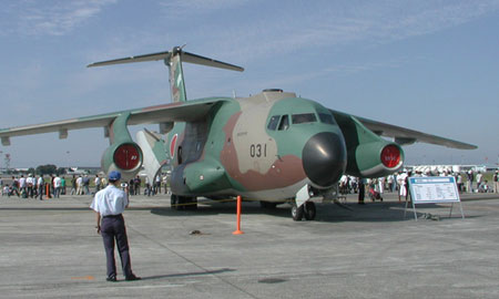 學(xué)者:日本軍用大飛機領(lǐng)先一步 中國不能急躁