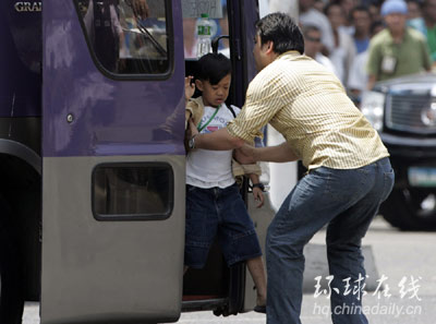 圖:菲幼兒園負(fù)責(zé)人劫持34名兒童和教師