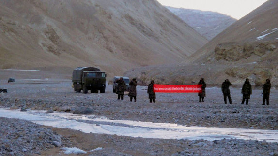 外媒：中印軍隊(duì)同時(shí)后撤 印軍官稱印方撤后了一公里