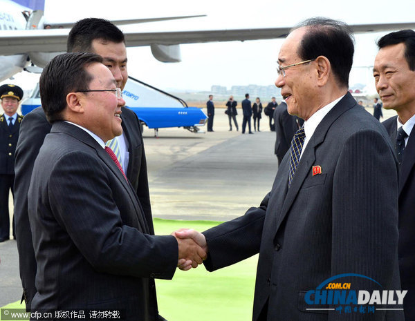 圖：朝鮮稱將繼續(xù)發(fā)射衛(wèi)星 金正恩首迎外國元首