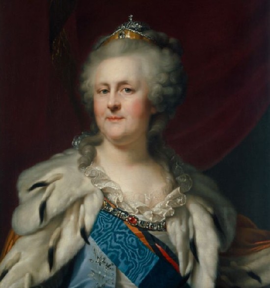 英國(guó)首相與俄國(guó)女皇長(zhǎng)得像?!對(duì)比照網(wǎng)上躥紅
