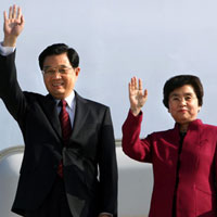 八國峰會(huì):胡錦濤主席赴德