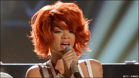 Superstars: Rihanna 超級(jí)巨星：蕾安娜