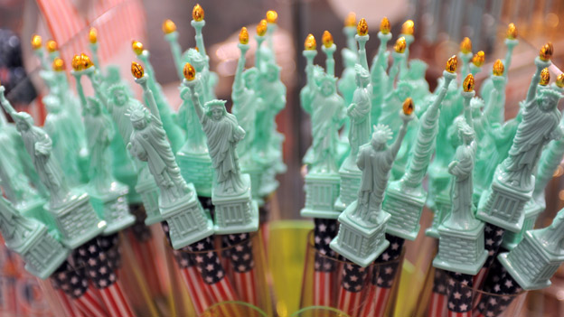 At liberty 自由，隨意