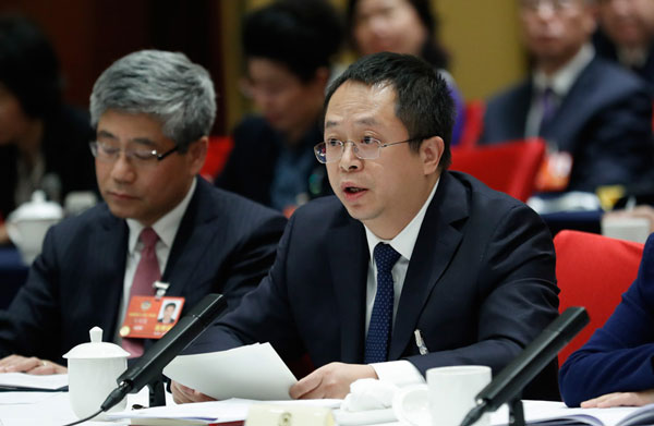 聚焦兩會：馬化騰、雷軍等企業(yè)大佬都說了啥?