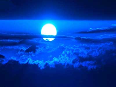 千載難逢與blue moon是什么關(guān)系？