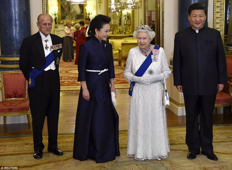組圖：英女王舉行盛大國宴招待習近平和夫人彭麗媛