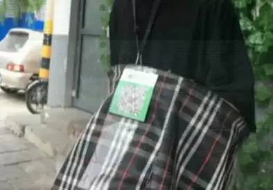沒零錢？乞討者自帶二維碼
