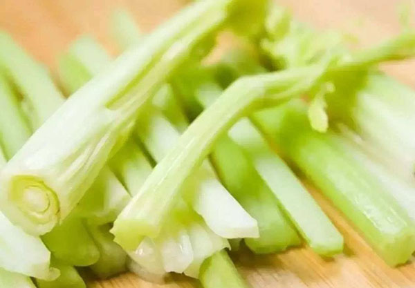 隨便吃也不用擔(dān)心長(zhǎng)胖的14種食物