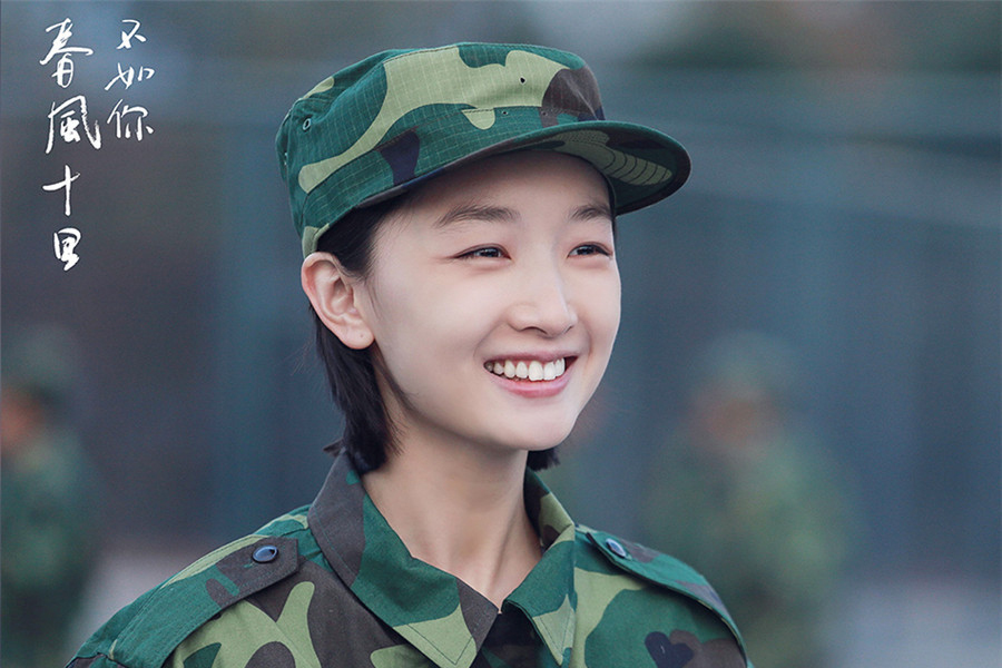 制服誘惑：國內(nèi)演員誰穿軍裝最有范兒？（組圖）