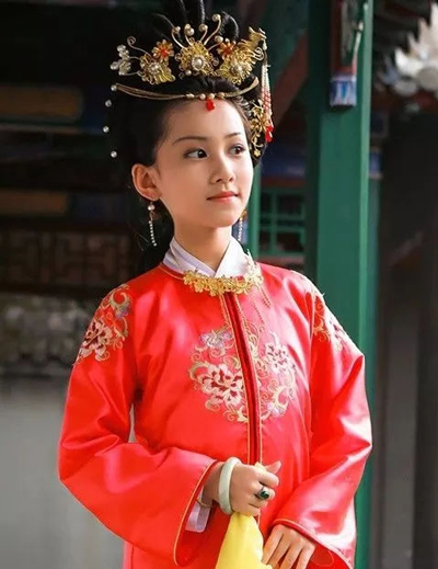 小戲骨版《紅樓夢(mèng)》演技炸裂，眼角眉梢都是戲，哪個(gè)萌娃最得你心？