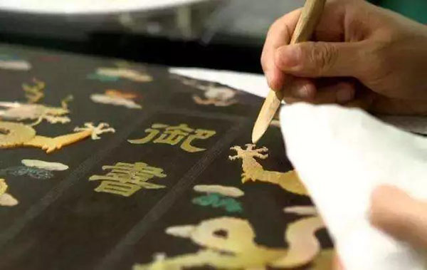 習近平特朗普同游故宮！那些讓特朗普驚嘆的殿、樓、齋，用英文怎么說？