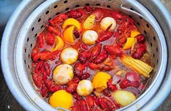2017全國美食消費報告出爐，大家最愛吃這個菜！