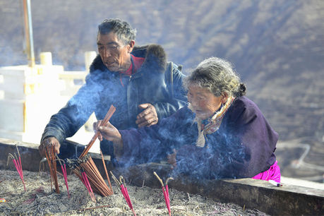 Custom of burning incense at Mount Wutai